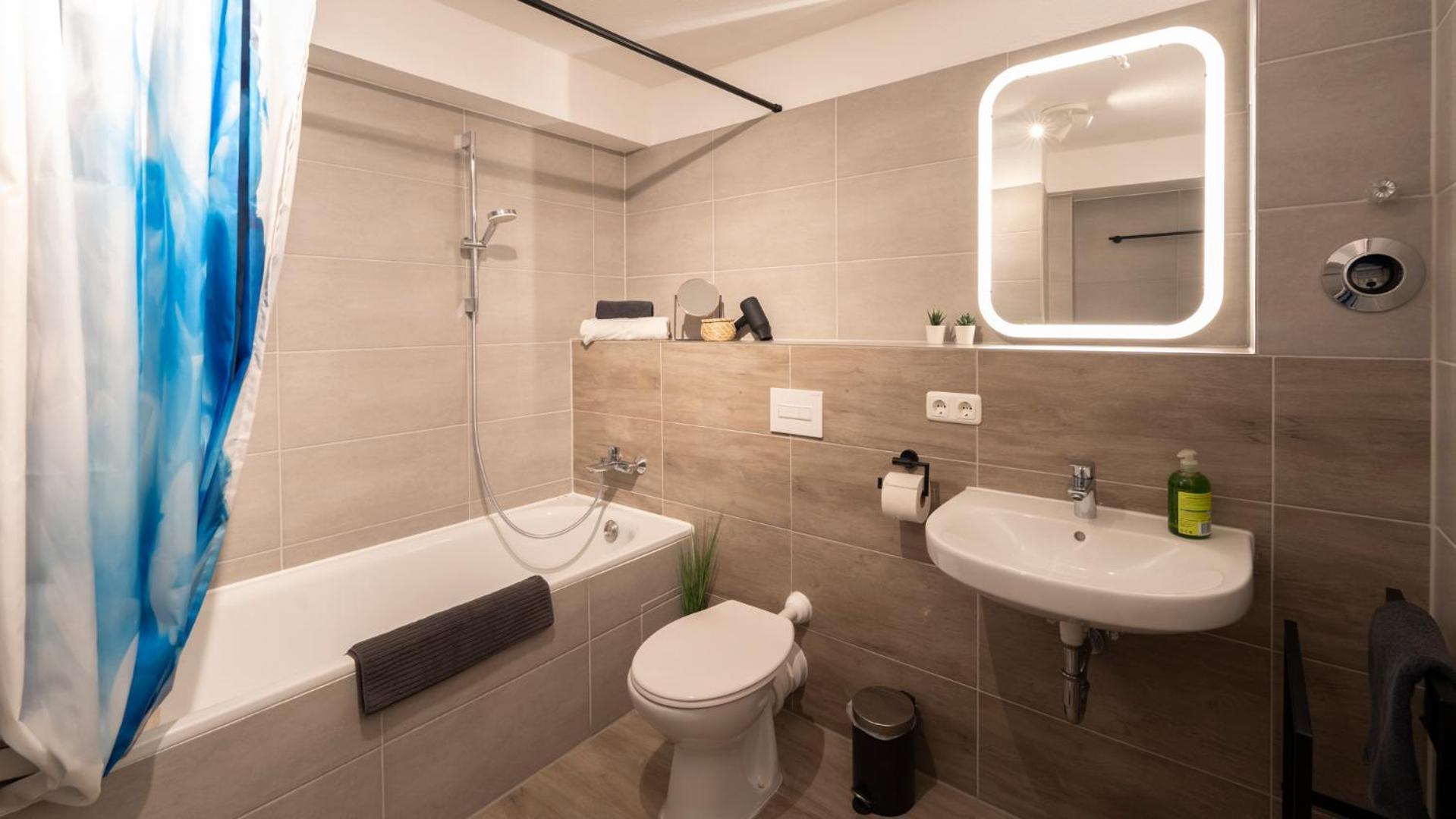 מגדבורג Md-6 Buckau Karl-Schmidt-Strasse 22 Appartement Top Ausstattung - Smart Tv - 2Schlafzimmer -5 Min Zum Zentrum מראה חיצוני תמונה